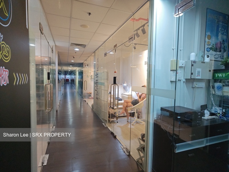 The Commerze@irving (D13), Retail #442015631
